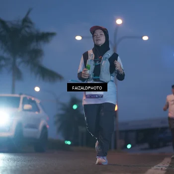 Runner Photo 7757607