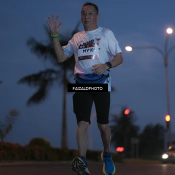 Runner Photo 7757614