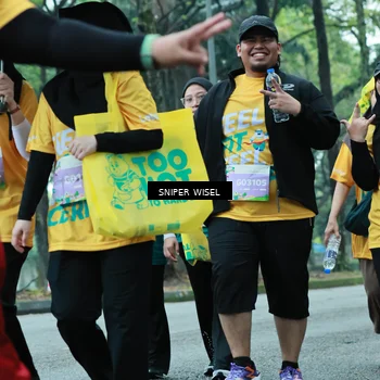 Runner Photo 7757625