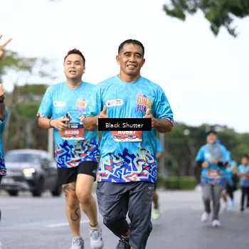 Runner Photo 7757630