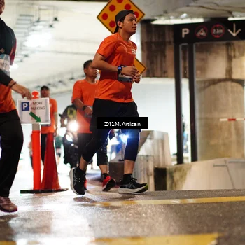 Runner Photo 7757633