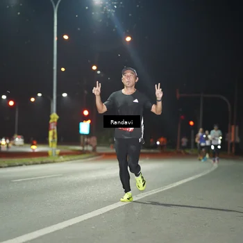 Runner Photo 7757644