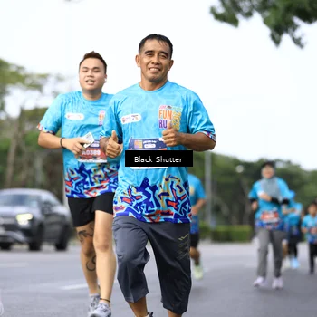 Runner Photo 7757649