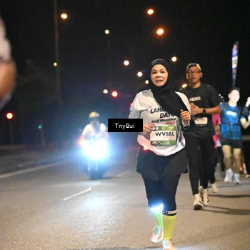 Runner Photo 7757673