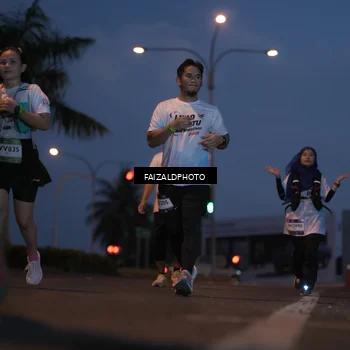 Runner Photo 7757685
