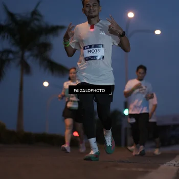 Runner Photo 7757688