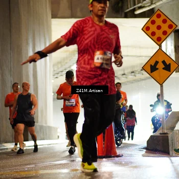 Runner Photo 7757708