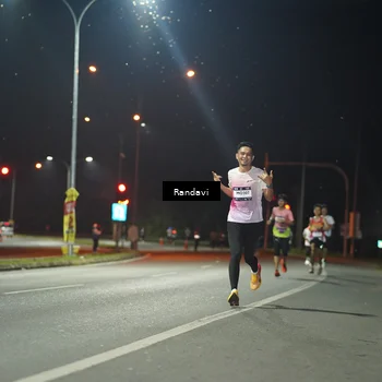 Runner Photo 7757712