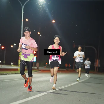 Runner Photo 7757739