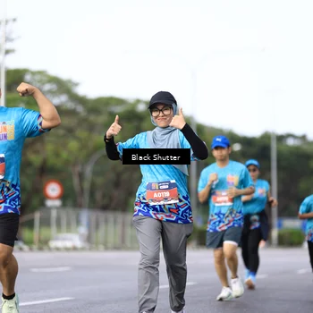 Runner Photo 7757743