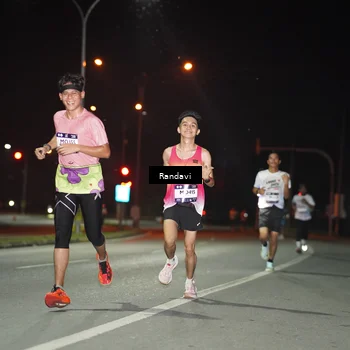 Runner Photo 7757755