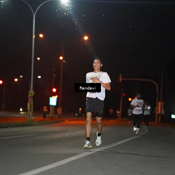 Runner Photo 7757763