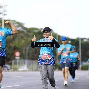 Runner Photo 7757773