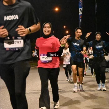 Runner Photo 7757803