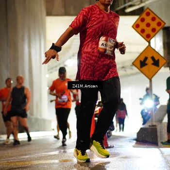 Runner Photo 7757817