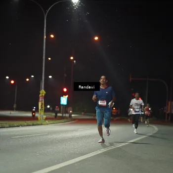 Runner Photo 7757836