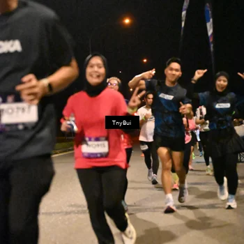 Runner Photo 7757863