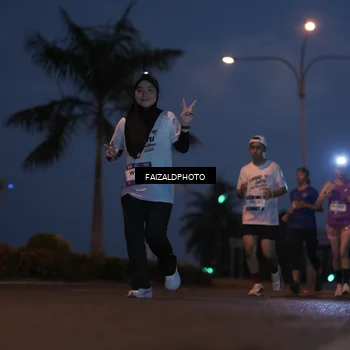 Runner Photo 7757884