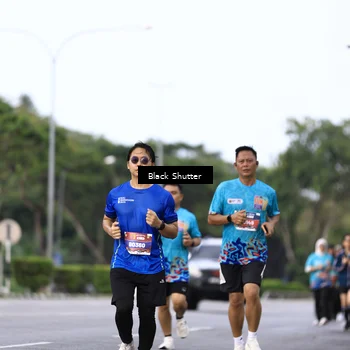 Runner Photo 7757935