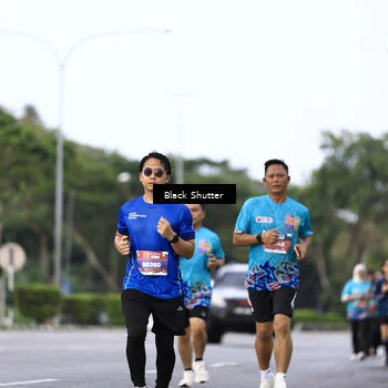 Runner Photo 7757939