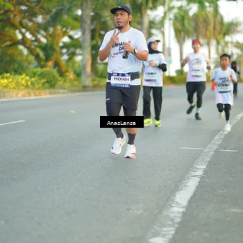 Runner Photo 7757945