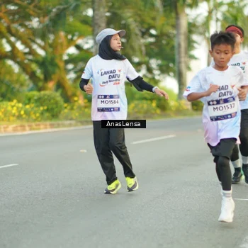 Runner Photo 7757956