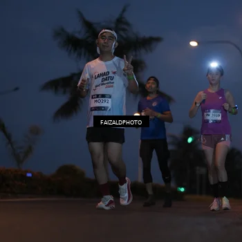 Runner Photo 7757958