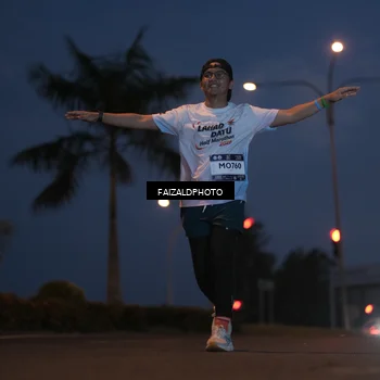 Runner Photo 7757959
