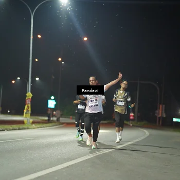 Runner Photo 7757979