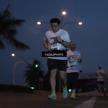 Runner Photo 7757995