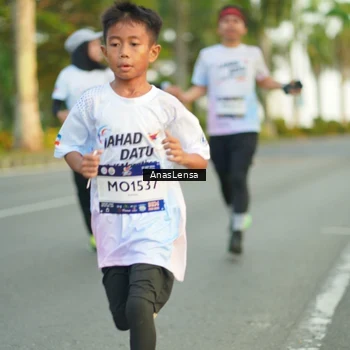 Runner Photo 7757997