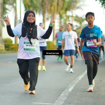 Runner Photo 7758000