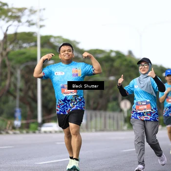 Runner Photo 7758001