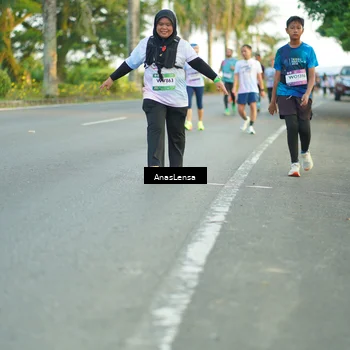 Runner Photo 7758025