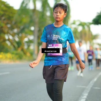 Runner Photo 7758052