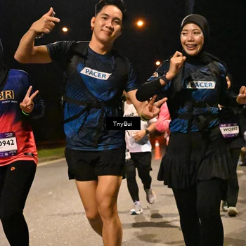 Runner Photo 7758059