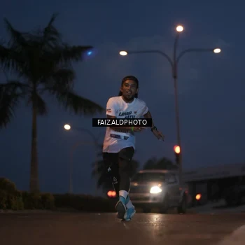 Runner Photo 7758065