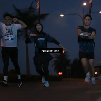 Runner Photo 7758077