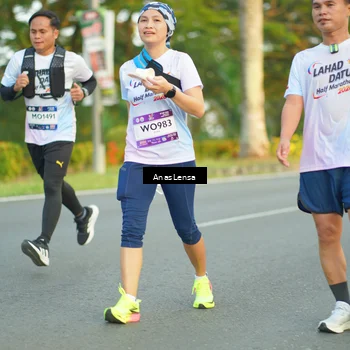 Runner Photo 7758092