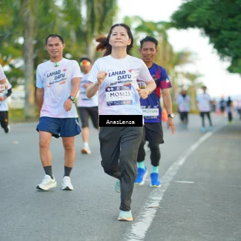 Runner Photo 7758097