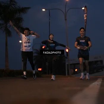 Runner Photo 7758103
