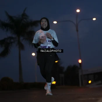 Runner Photo 7758120