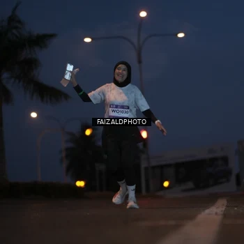 Runner Photo 7758121