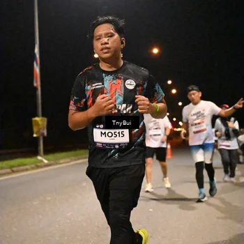 Runner Photo 7758137