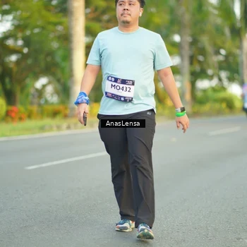 Runner Photo 7758145