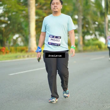 Runner Photo 7758150