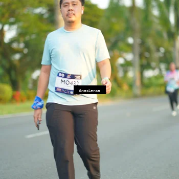 Runner Photo 7758161