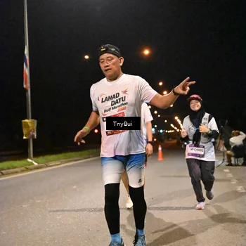Runner Photo 7758177