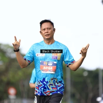 Runner Photo 7758202