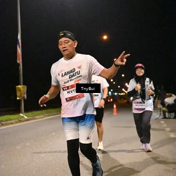Runner Photo 7758207